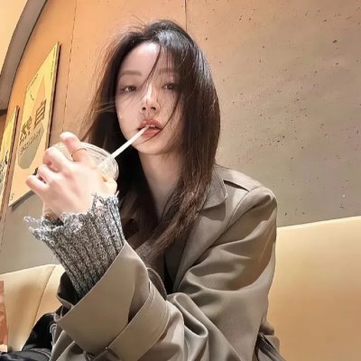飘动的红丝带